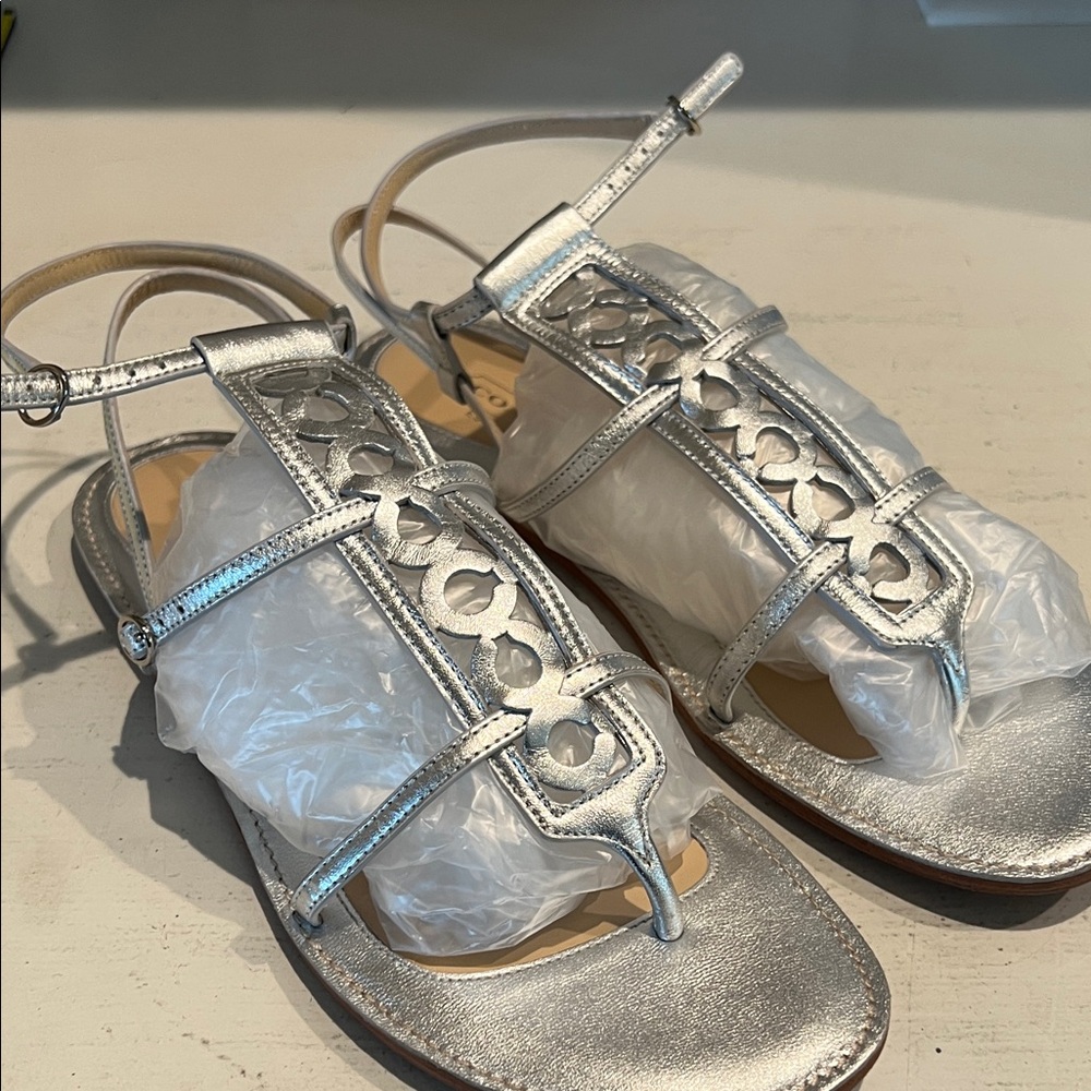 COACH gladiator silver sandal. Like new size 8
